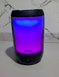 Bocina iHome resistente al agua IP67. Totalmente sumergible, batería 10 horas. 5 modos LED sincronizados con música. Manos libres con micrófono. Minicostos RM.