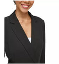 Saco DKNY mujer cintura elástica acanalada. Corte entallado, cierre un botón. Negro o blanco, panel elástico en espalda baja. Elegancia con comodidad. Minicostos RM.