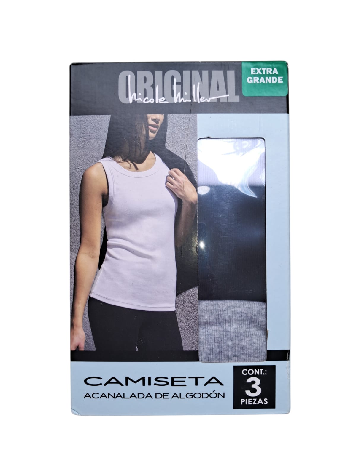 Set 3 tank tops Nicole Miller original. 96% algodón acanalado, 4% elastano. Talla EG, textura elegante. Base perfecta para cualquier outfit. Minicostos RM.