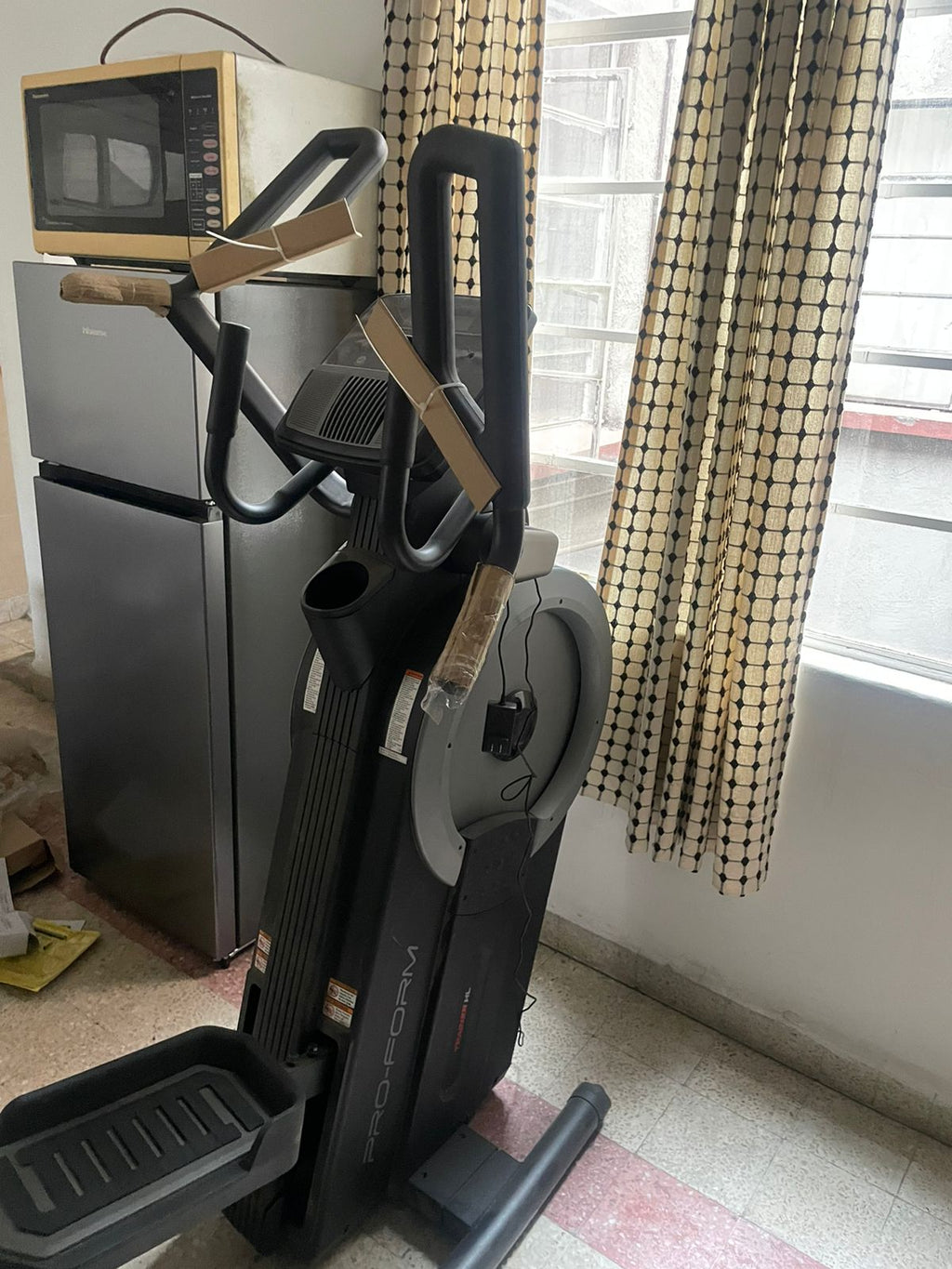 Eliptica ProForm HIIT Trainer | Gimnasio Profesional en Casa | Vertical