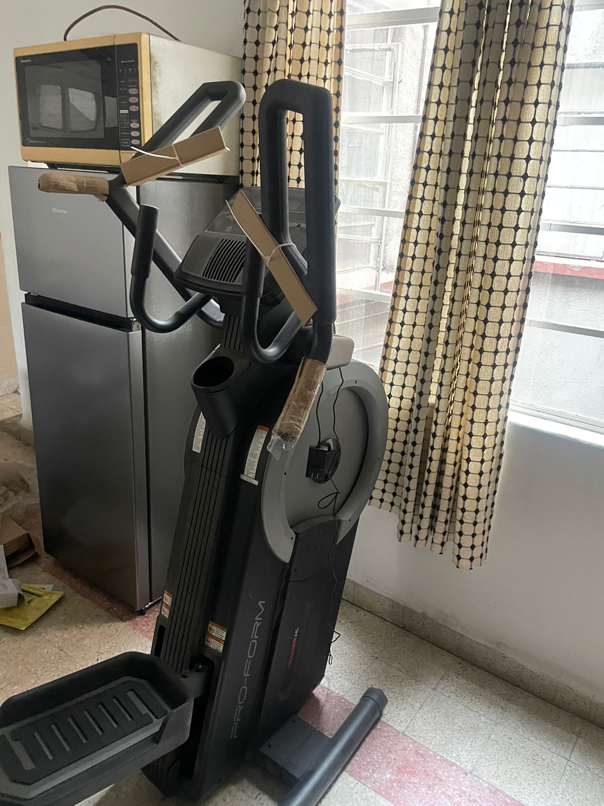 Eliptica ProForm HIIT Trainer | Gimnasio Profesional en Casa | Vertical